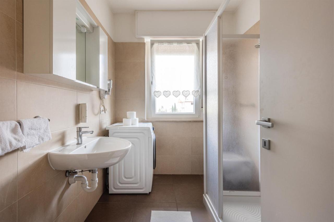 Ferienwohnung Residenza Elisabetta Riva del Garda Exterior foto