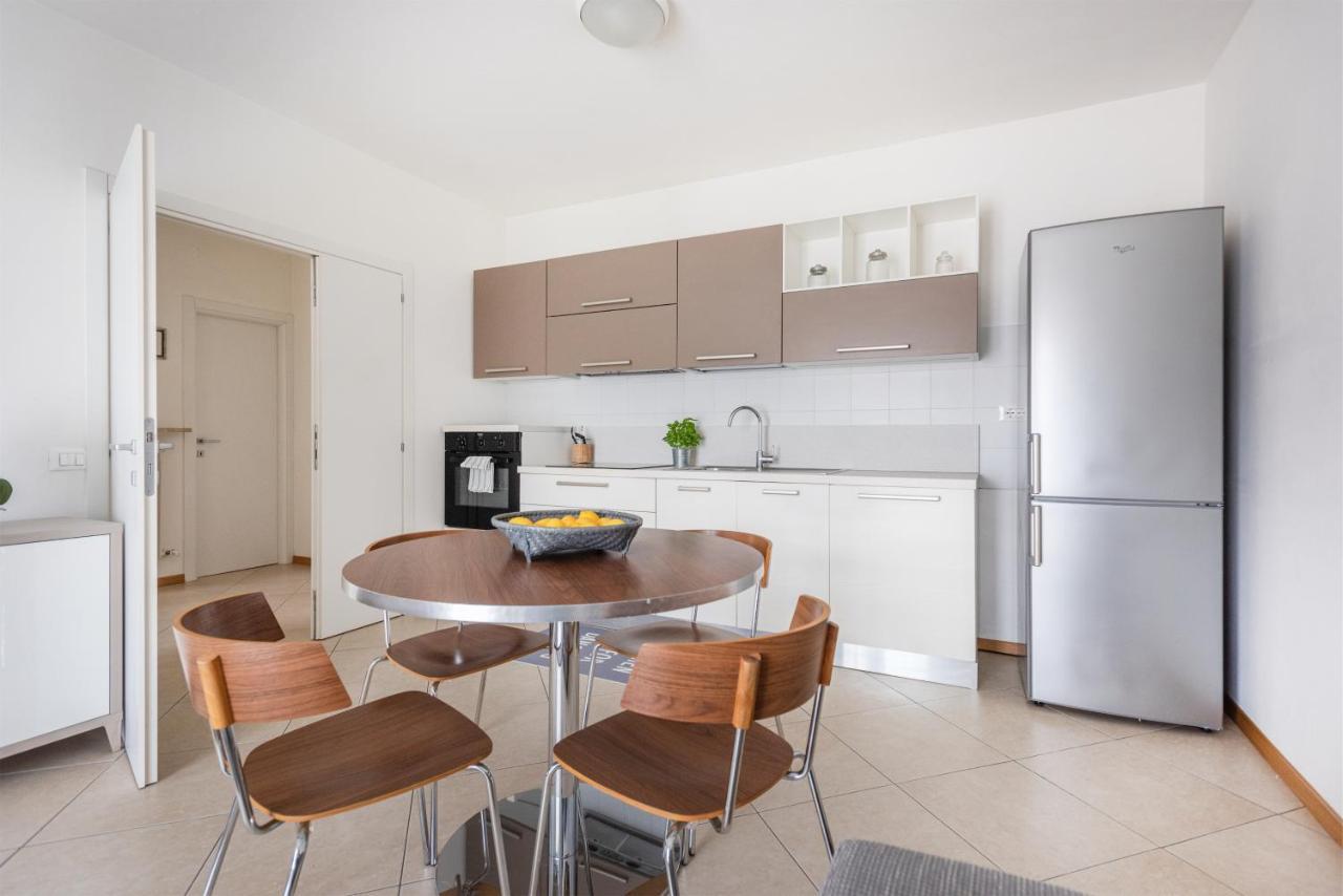 Ferienwohnung Residenza Elisabetta Riva del Garda Exterior foto